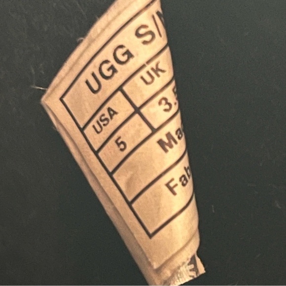 UGG BAILEY BUTTON BLING Black Suede Winter Boots Women’s Size 5 Shoes Jewel - Picture 9 of 10